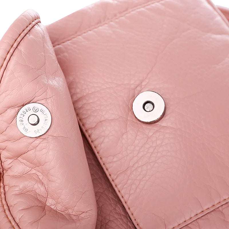 2024 New Women Backpack Designer Embroidered High Quality Leather Women Fashion Embroidery Bag Large Capacity Travel Backpacks