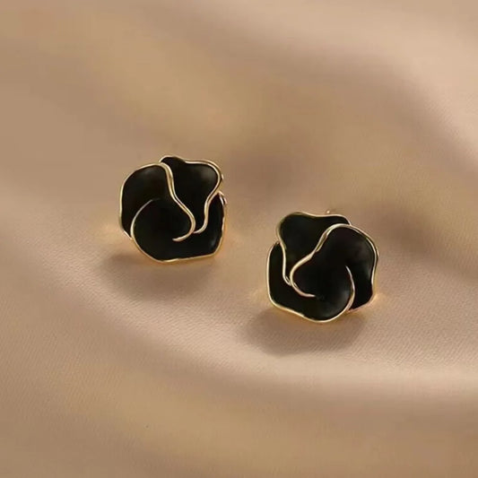 Niche Design Light Luxury Temperament Unique Camellia Stud Earrings For Women Fashion Simple Metal Jewelry Gifts