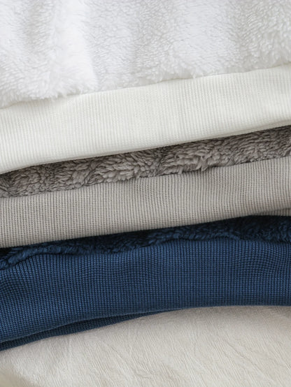 A 3-Piece Plush Hoodie For A Baby Boy In Autumn And Winter, An Outdoor Warm And Cute Little Bear Round-Neck Base Layer