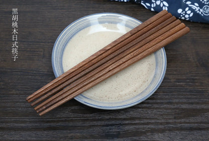 1 pair Japanese Walnut Chopsticks Solid Wood Pointed Round Chopsticks Wooden Tableware Eco-friendly Home Kitchen Supplies