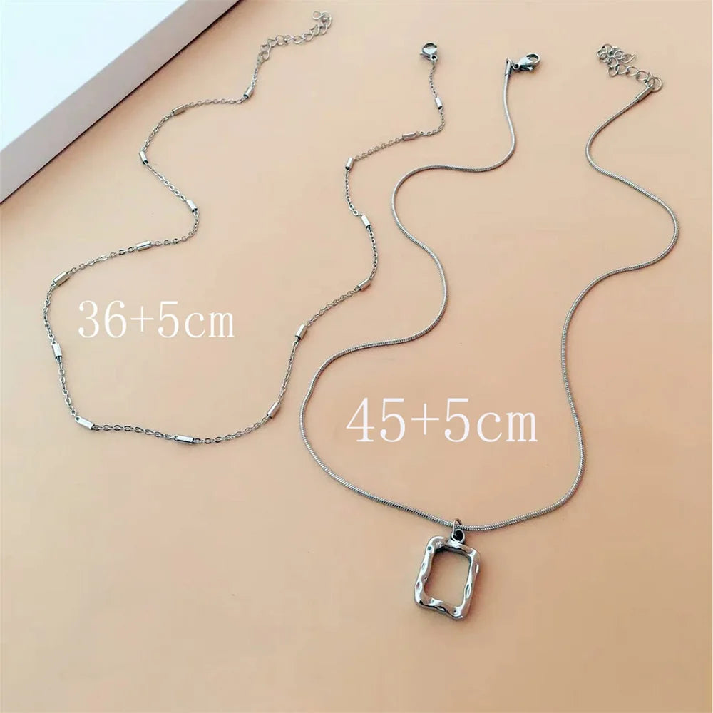 Small Niche Design Hollowed Out Rectangular Oval Metal Fashion High-End Clavicle Chain Necklace Accessories For Women