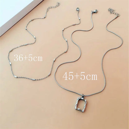 Small Niche Design Hollowed Out Rectangular Oval Metal Fashion High-End Clavicle Chain Necklace Accessories For Women