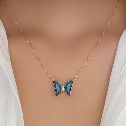 Small Niche Design Hollowed Out Rectangular Oval Metal Fashion High-End Clavicle Chain Necklace Accessories For Women