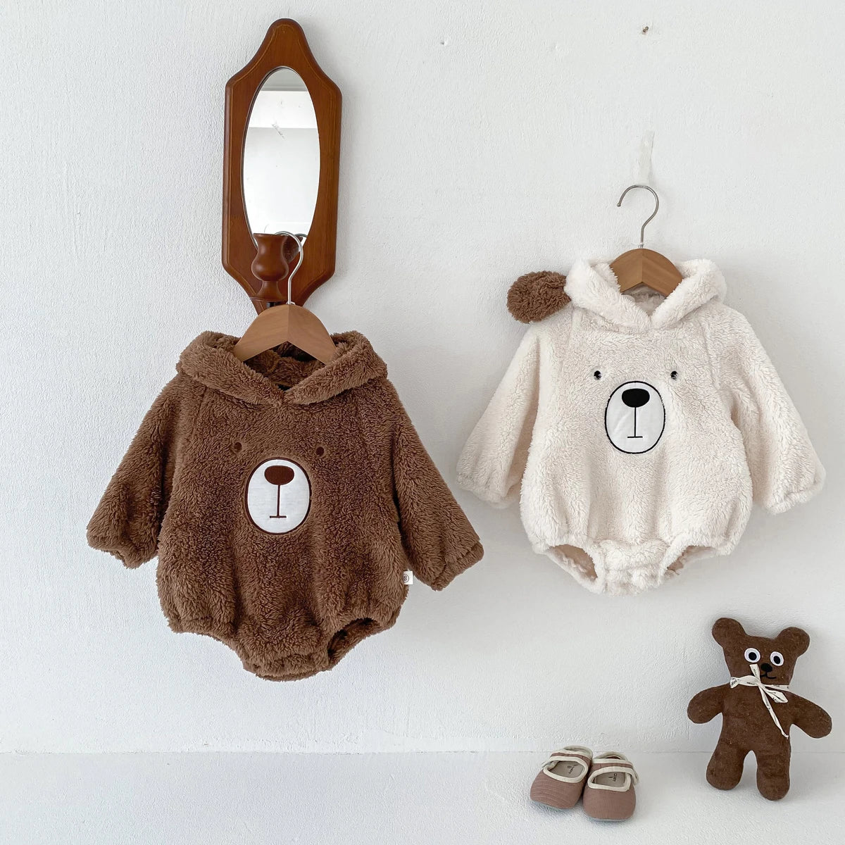 Baby Hooded Romper Bear Ears Cute Plush Baby Clothes Winter 0-2 Years Old Korean version Baby Clothes Baby Romper