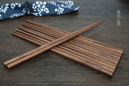1 pair Japanese Walnut Chopsticks Solid Wood Pointed Round Chopsticks Wooden Tableware Eco-friendly Home Kitchen Supplies