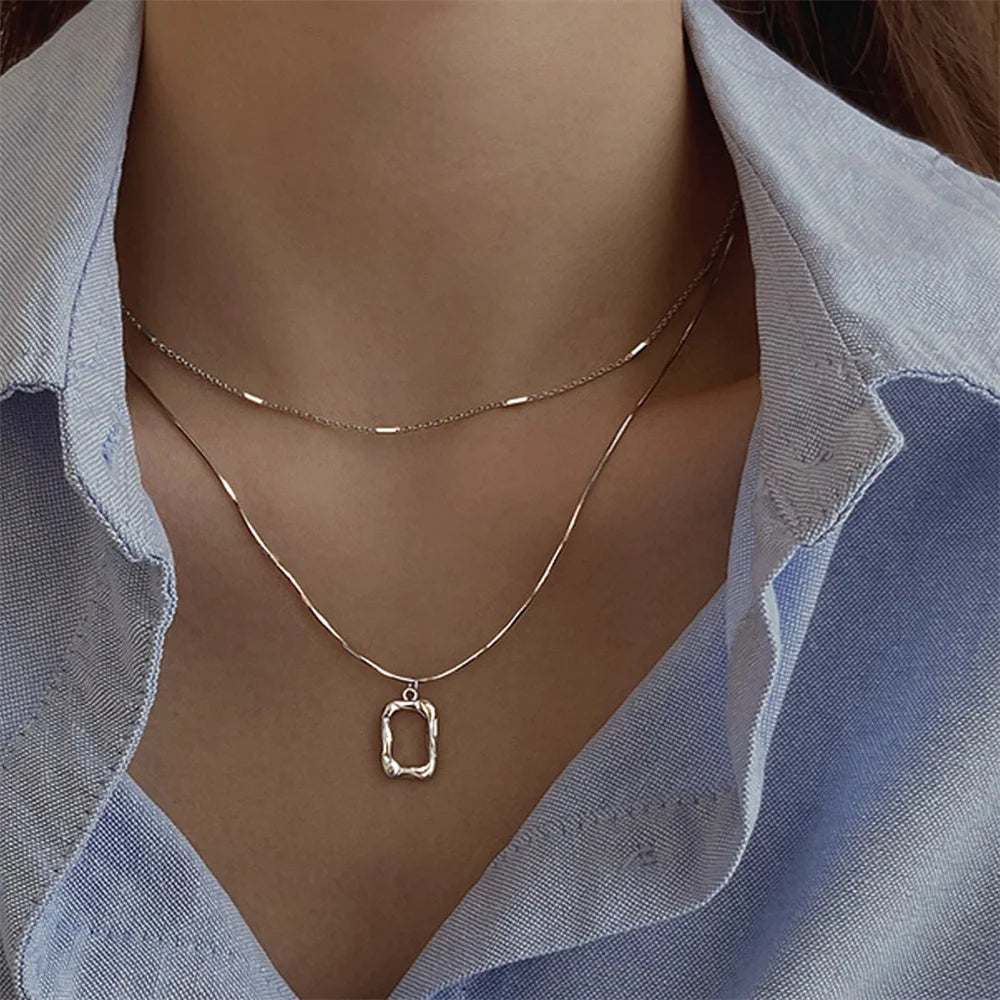 Small Niche Design Hollowed Out Rectangular Oval Metal Fashion High-End Clavicle Chain Necklace Accessories For Women