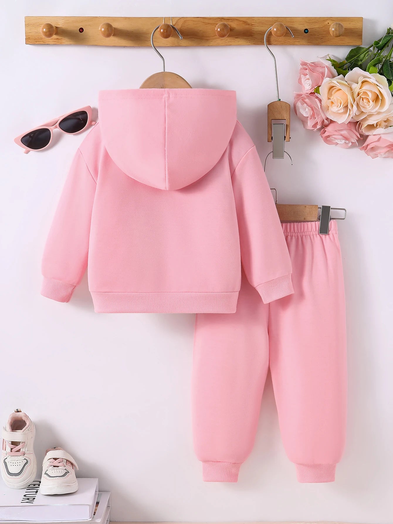 2-Piece Set for Baby Girls, Simple and Comfortable Spring and Autumn Style, Baby Girl's Hoodie with English Letter Print, Long-Sleeve Ribbed Sweatshirt + Elastic Waist Jogger Pants, Infant Fashion Trendy Stylish Clothing